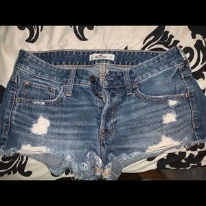 Hollister shorts!